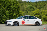 ���� ������� Vossen: Audi A4 �� ������ Vossen LC-104