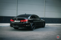 ���� ������� Vossen: BMW 5-Series �� ������ Vossen CG-203