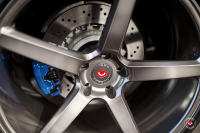 ���� ������� Vossen: BMW X6M �� ������ Vossen VPS-303