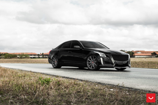 Cadillac CTS-V   Vossen VFS-10