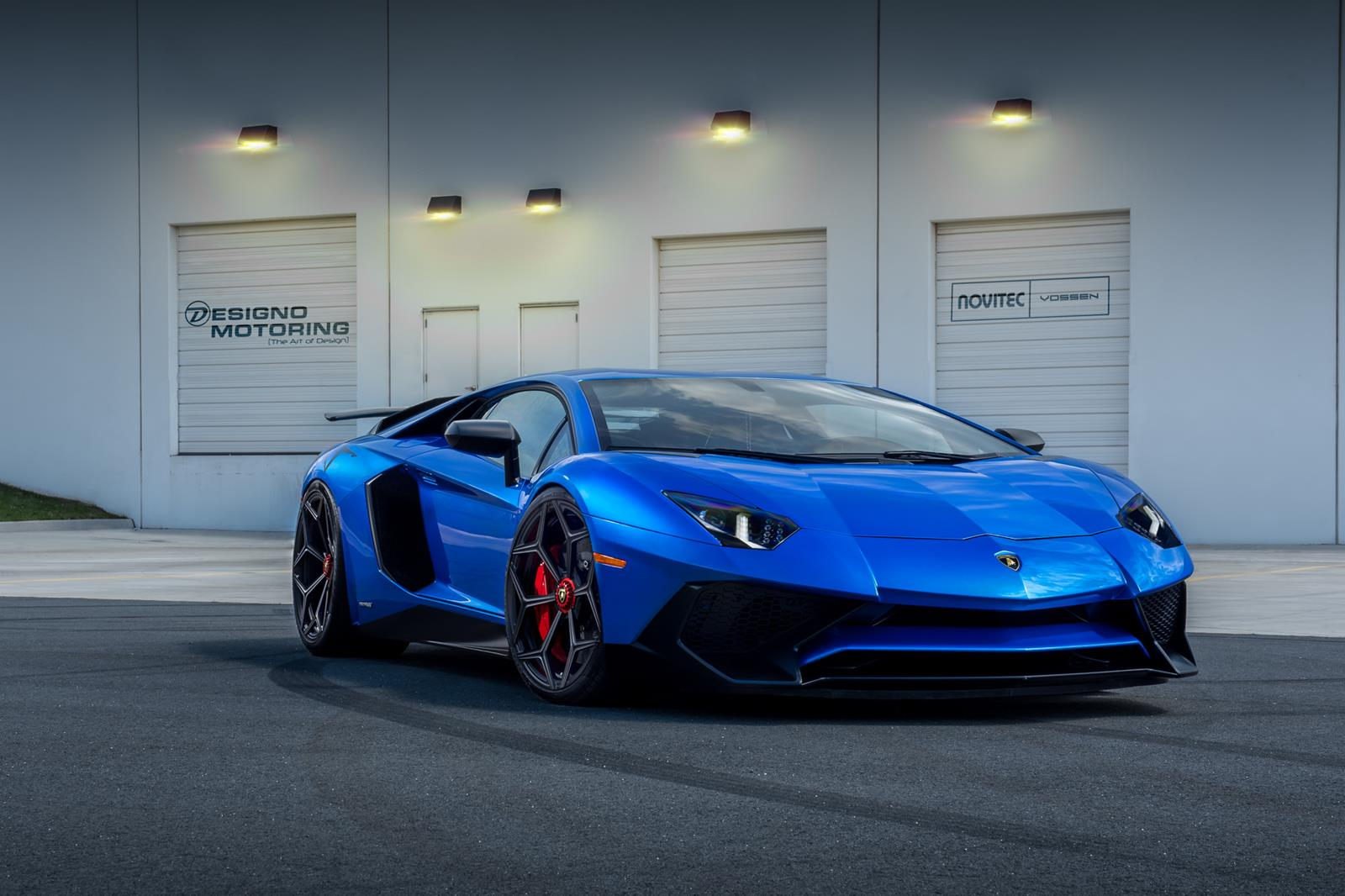 Lamborghini Aventador SV РіРѕР»СѓР±РѕР№