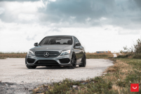   Vossen: Mercedes C-Class   Vossen VFS-10