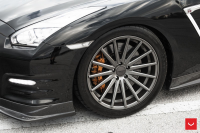 ���� ������� Vossen: Nissan GTR �� ������ Vossen VFS-2
