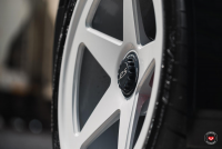   Vossen: Porsche GT3 RS   Vossen LC-101