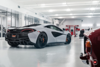 ���� ������� Vossen: McLaren 570S �� ������ Vossen HC-2